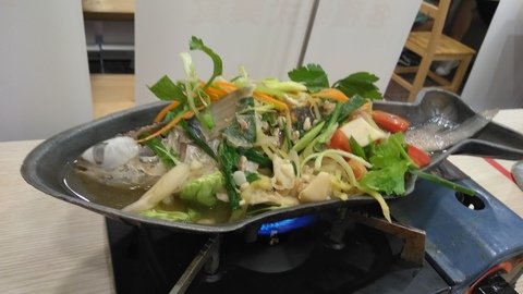 P_20200501_122744_BF