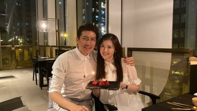 袁文傑與張潔蓮愛情長跑9年。